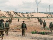 جيش الاحتلال يسحب لواء المظليين من سورية نحو غزة