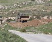 الجيش اللبناني يزيل سواتر ترابية ويعيد فتح طرقات مغلقة بالجنوب